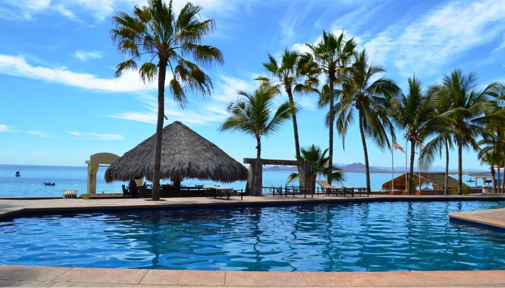 לוס ברילס Hotel Playa Del Sol מראה חיצוני תמונה