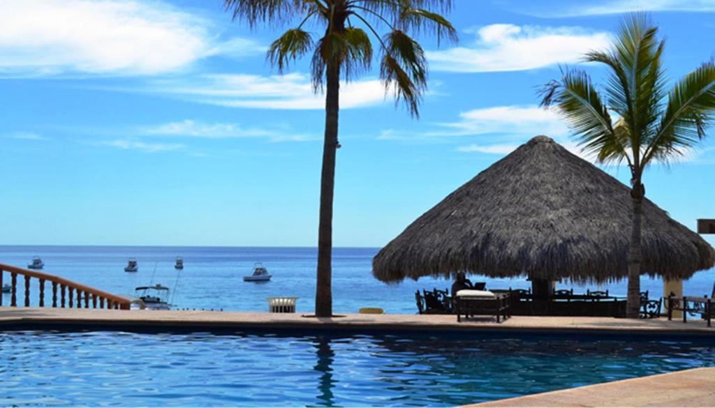 לוס ברילס Hotel Playa Del Sol מראה חיצוני תמונה