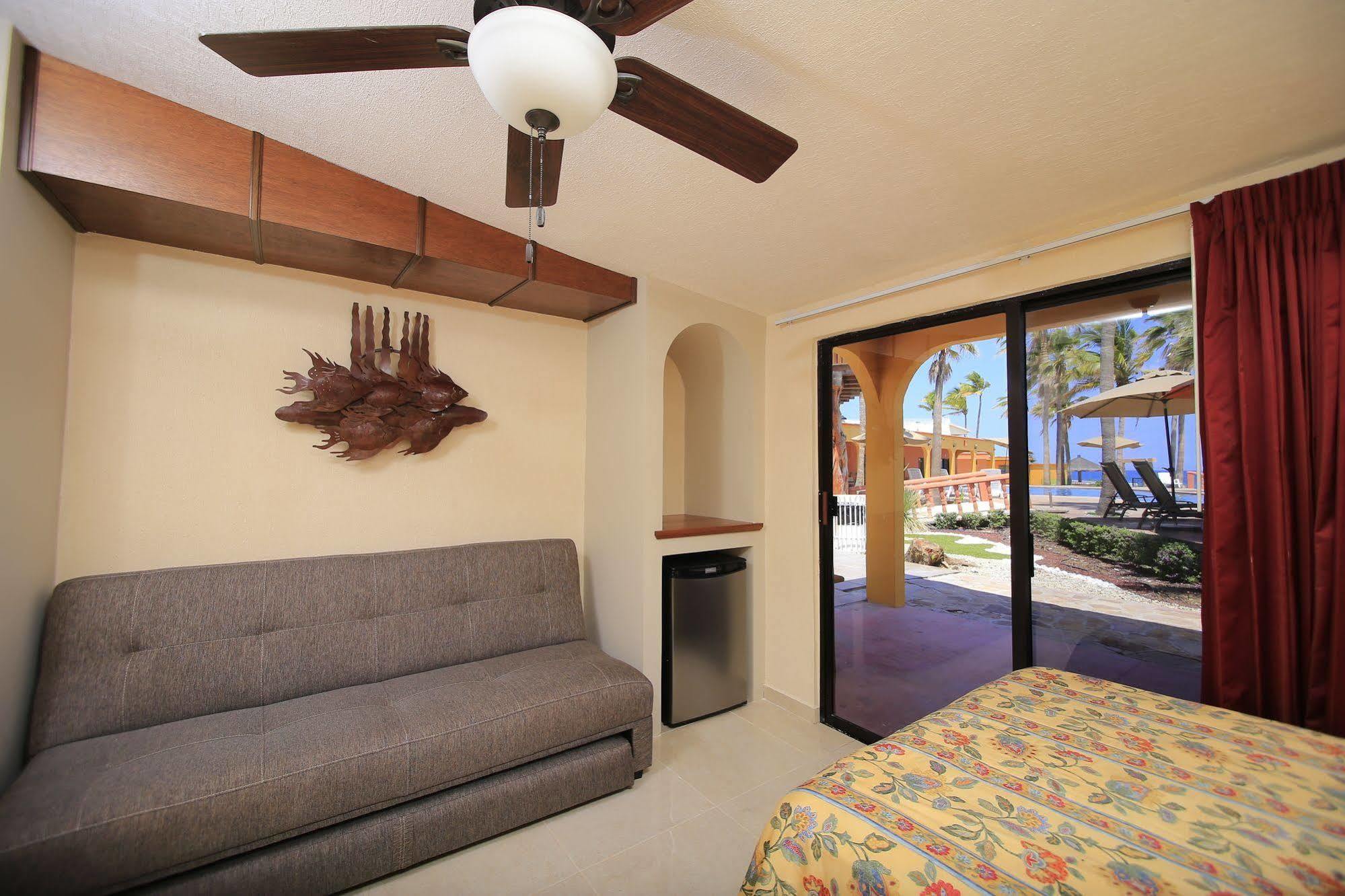 לוס ברילס Hotel Playa Del Sol מראה חיצוני תמונה