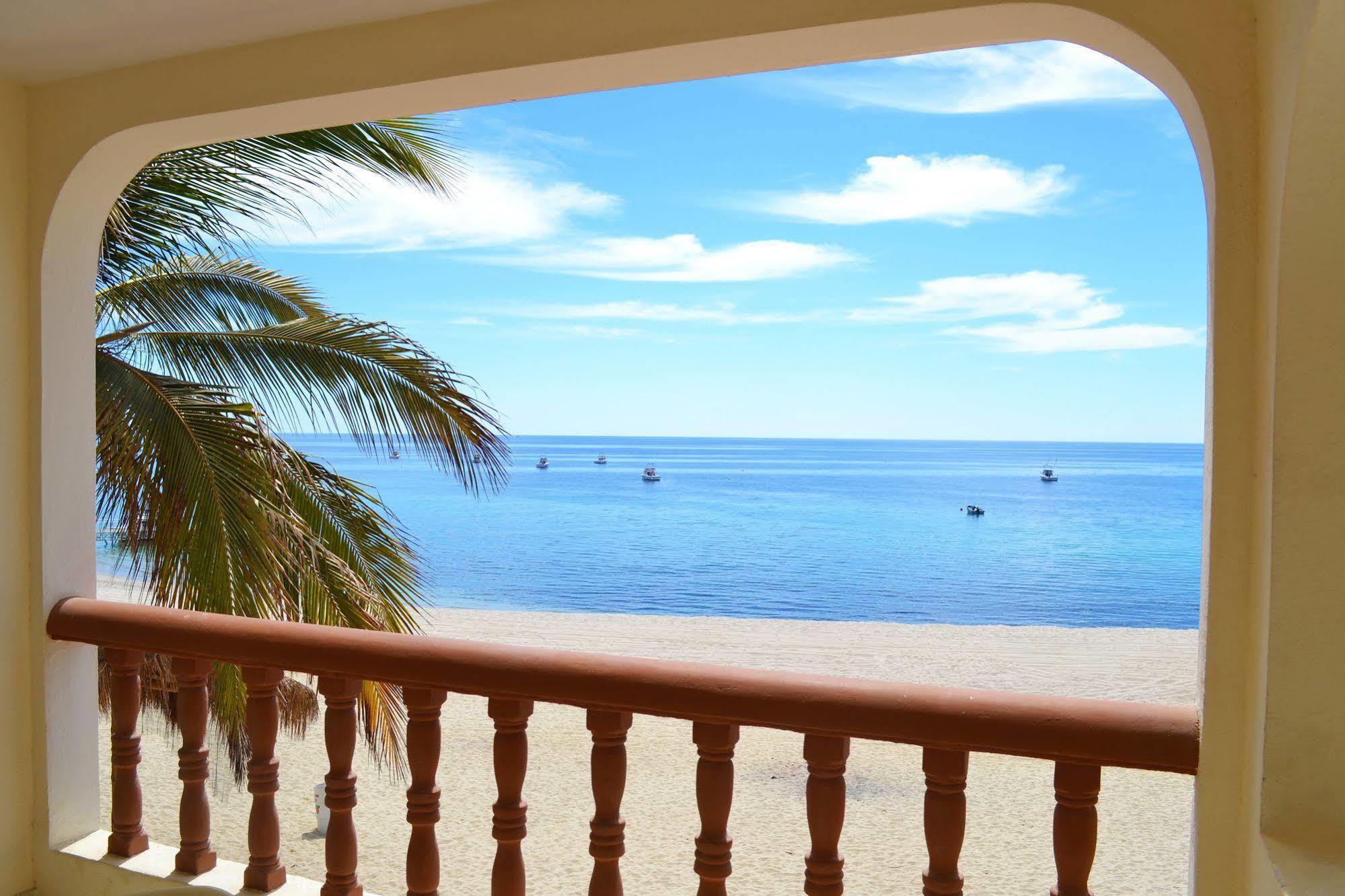 לוס ברילס Hotel Playa Del Sol מראה חיצוני תמונה