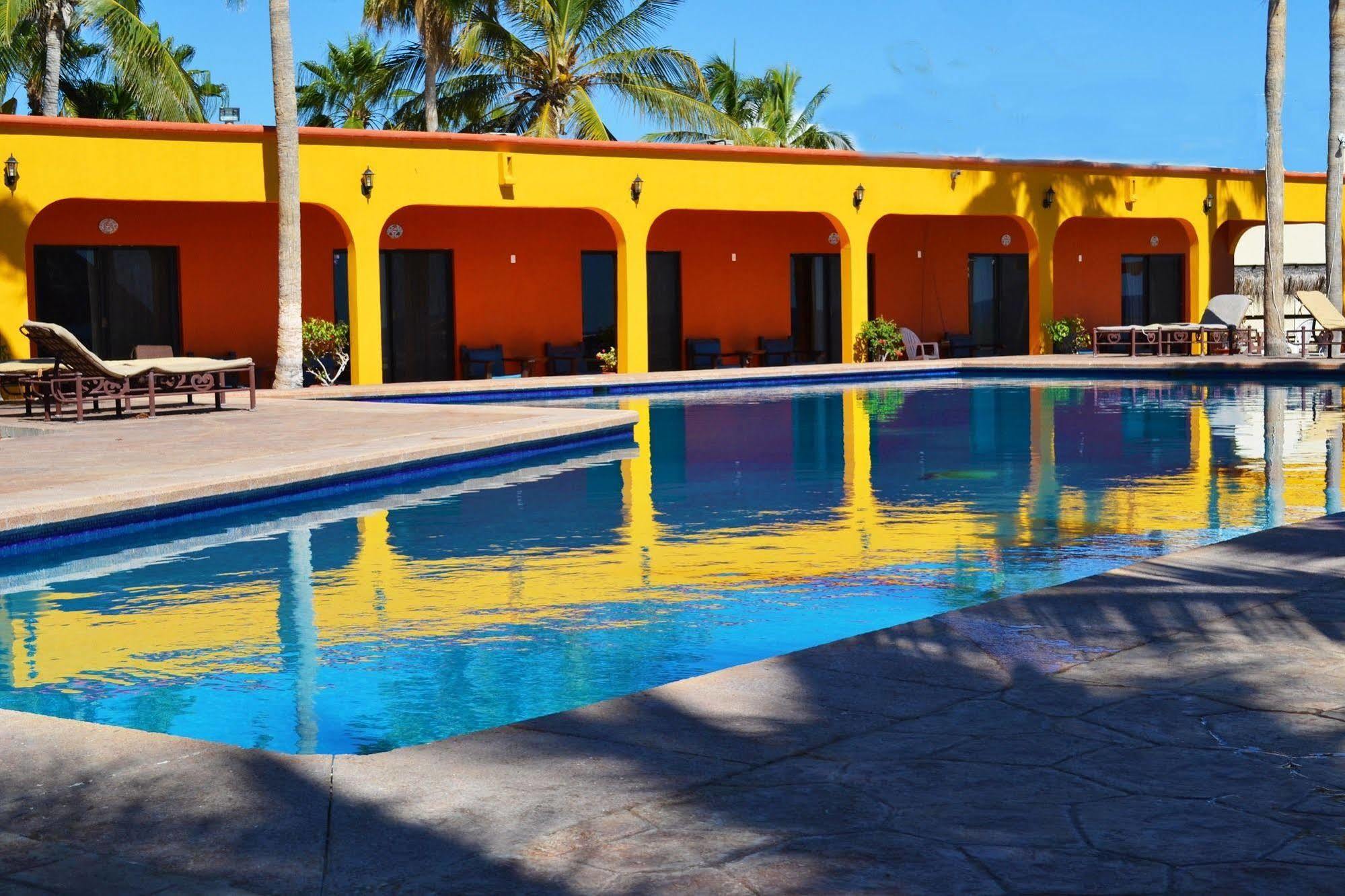 לוס ברילס Hotel Playa Del Sol מראה חיצוני תמונה